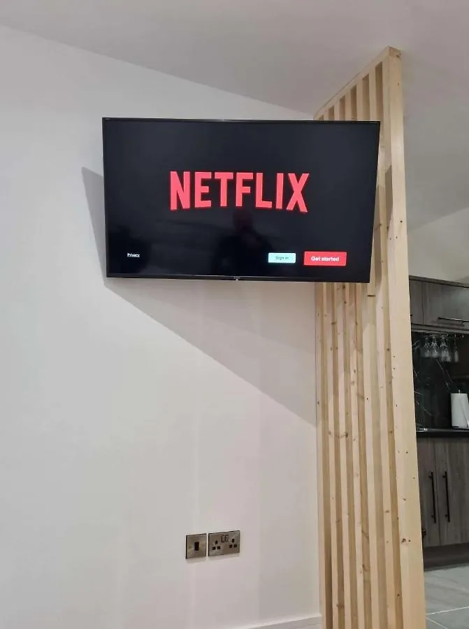 Lmk, Spacious 1 Bedroom Ground Floor Apartment, Ev Charger, Free Parking Wi-Fi, Great Location 贝尔法斯特 英国
